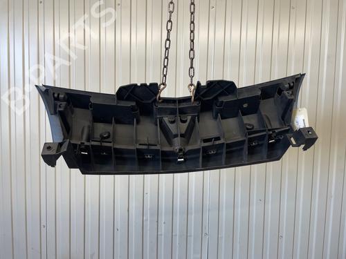 Used Grille Grille 38787920 38787920