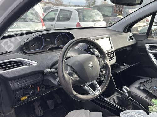 Right front seat PEUGEOT 2008 I (CU_) 1.2 THP 110 / PureTech 110 | BP30396760C16 - Image 11