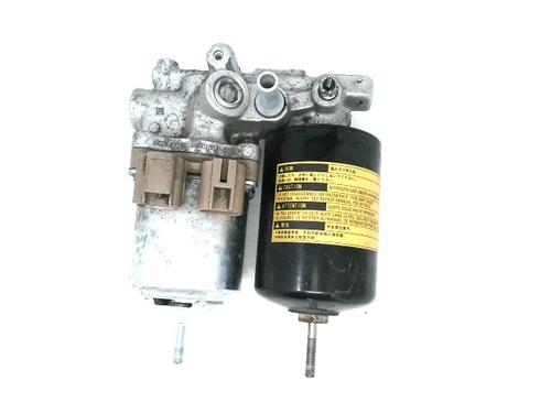 Used Servo brake TOYOTA YARIS (_P13_) 1.5 Hybrid (NHP130_, NHP130) (101 hp) 30851885