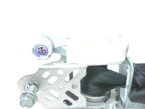 front-left-seatbelt-subaru-forester-sj_-2012-24409241 main image