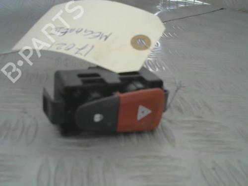 Used Warning switch RENAULT MEGANE III Hatchback (BZ0/1_, B3_) 1.5 dCi (106 hp) 20913416