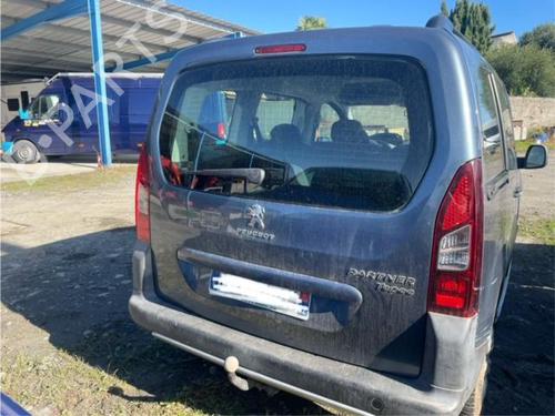 Interior roof light PEUGEOT PARTNER Tepee 1.6 HDi 90 | BP28817716I8  - Image 5