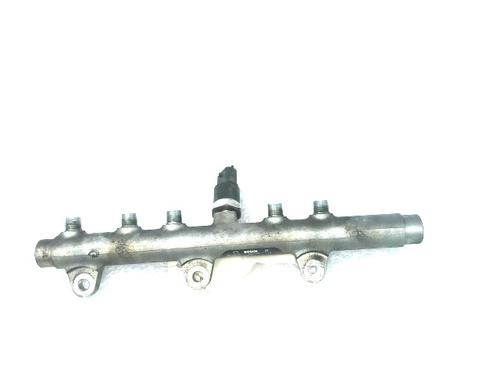 Used Injection rail Injection rail ALFA ROMEO 147 (937_) 1.9 JTD (937.AXD1A, 937.BXD1A, 937.AXV1A, 937.BXB1A,... (115 hp) 25475517 25475517
