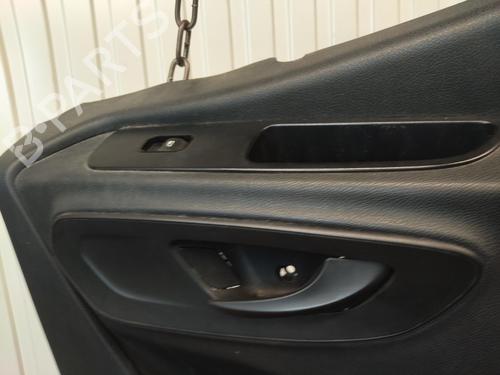 front-right-panel-mercedes-benz-sprinter-35-t-van-b907-b910-2018-39072424 main image