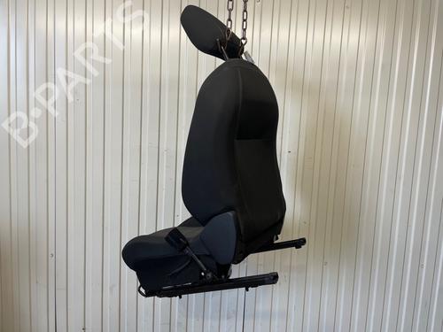 Used Right front seat Right front seat 39017212 39017212