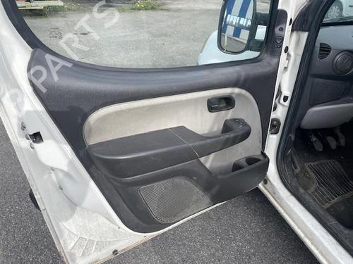 Left front window switch FIAT DOBLO Box Body/MPV (223_) 1.9 JTD | BP26618870I27 - Image 10