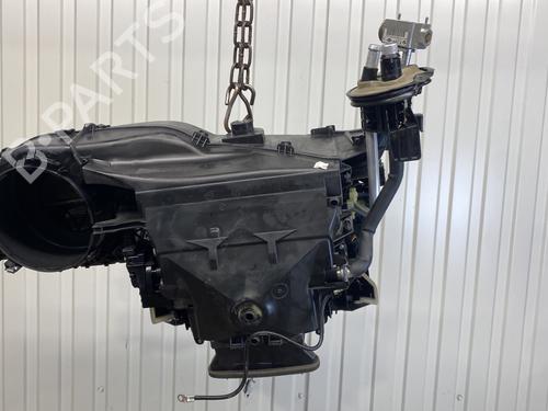 Used Heater matrix box Heater matrix box BMW X4 (F26) xDrive 20 d (190 hp) 22101443 22101443