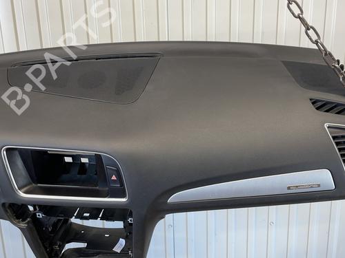 Dashboard AUDI Q5 (8RB) 2.0 TDI quattro | BP27699940C46 