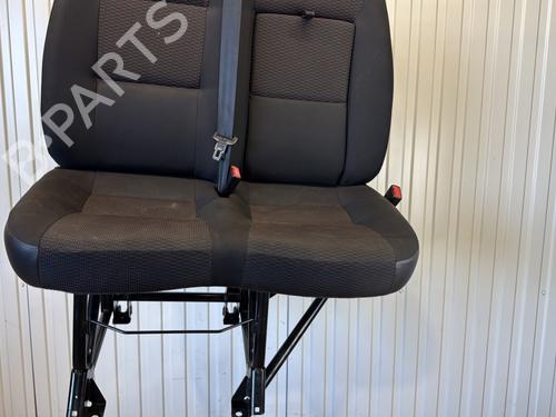 Right front seat PEUGEOT BOXER Van 2.2 BlueHDi 165 | BP29188777C16