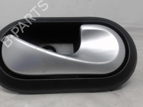 Used Front left exterior door handle DACIA SANDERO 1.5 dCi (88 hp) 20913002