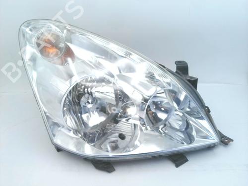 Used Right headlight Right headlight TOYOTA COROLLA Verso (ZER_, ZZE12_, R1_) 2.2 D-4D (AUR10_, AUR10R) (136 hp) 27486272 27486272