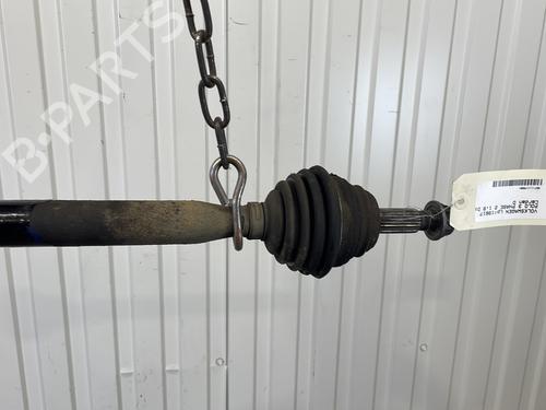 right-front-driveshaft-vw-polo-6n2-1999-2000-2001-28429726 main image