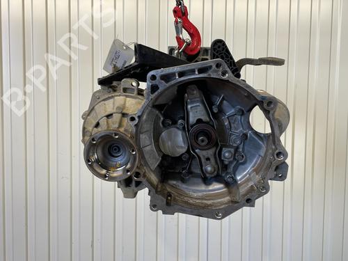 Used Gearbox VW CADDY III Box Body/MPV (2KA, 2KH, 2CA, 2CH) 1.6 TDI (102 hp) 30099903