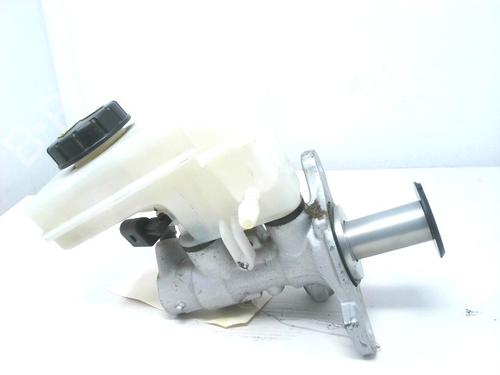 Used Brake master cylinder Brake master cylinder VW GOLF VII (5G1, BQ1, BE1, BE2) 1.4 TSI (125 hp) 24313827 24313827