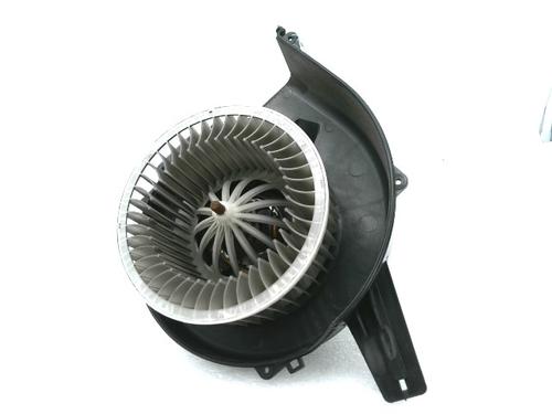 Varmeblæser VW POLO V (6R1, 6C1) 1.2 TDI (75 hp) 23934112