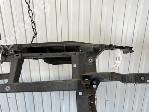 Frontplate/Frontkurv VW PASSAT B6 (3C2) 2.0 TDI 16V | BP24183675C72 