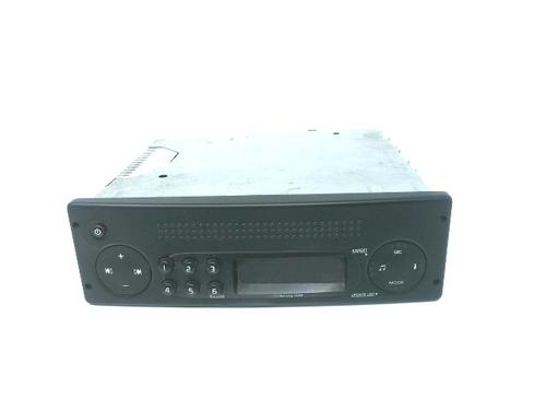Used Radio RENAULT MASTER II Van (FD) 2.5 dCi (101 hp) 26008319