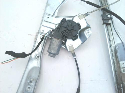 Used Front right window mechanism Front right window mechanism RENAULT CLIO III (BR0/1, CR0/1) 1.2 16V Hi-Flex (BR1U, CR1U) (75 hp) 28952393 28952393