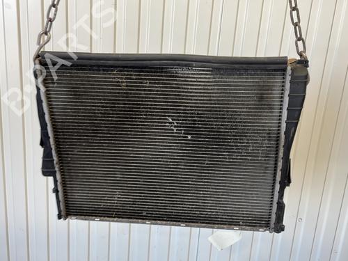 water-radiator-bmw-z4-roadster-e85-2002-2003-2004-2005-2006-2007-2008-2009-25740507 main image