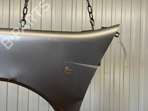 Used Left front fenders Left front fenders 22101306 22101306