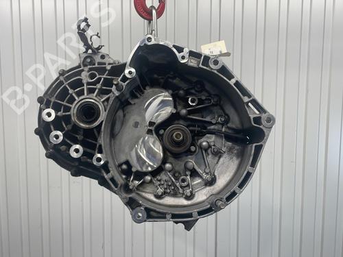 Used Gearbox OPEL COMBO Box Body/MPV (X12) 1.6 CDTI (B05) (120 hp) 31184468