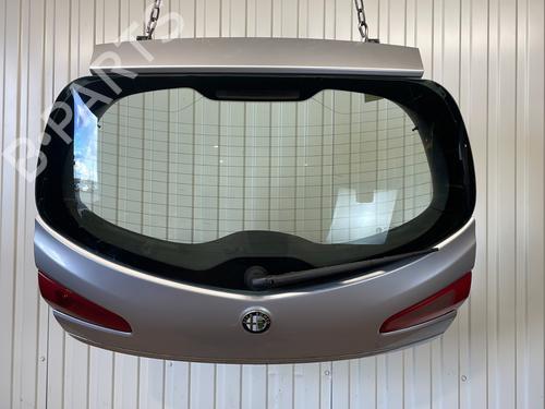 Used Tailgate ALFA ROMEO 147 (937_) 1.9 JTDM 16V (937.AXN1B, 937.AXZ1B) (170 hp) 33003241