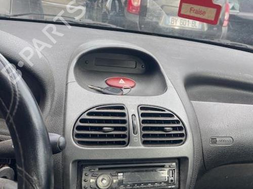 Front left lock PEUGEOT 206 Hatchback (2A/C) 1.4 HDi eco 70 | BP20911136C98 