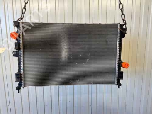 Used Water radiator Water radiator 38760580 38760580