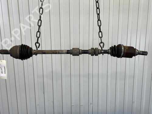 Used Right front driveshaft NISSAN JUKE (F15) 1.6 (117 hp) 30152640