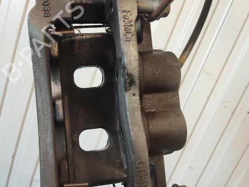 Used Right front brake caliper Right front brake caliper 39238182 39238182