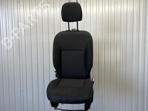Used Right front seat RENAULT KANGOO / GRAND KANGOO II (KW0/1_) 1.5 dCi 90 (KW05, KW08, KW0G, KW11) (90 hp) 26457603