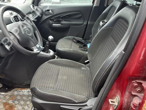 Left front seat CITROËN C3 Picasso (SH_) 1.4 VTi 95 (SH8FSC, SH8FP0, SH8FP6) | BP26930964C15  - Image 11