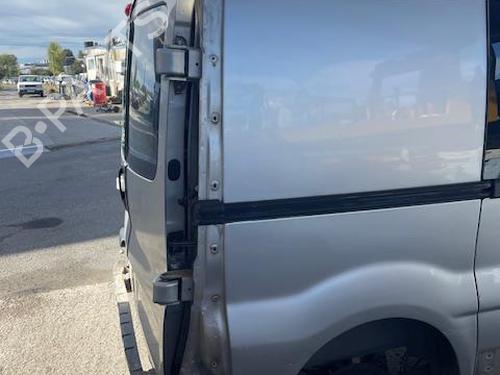 Front right window mechanism RENAULT TRAFIC II Van (FL) 1.9 dCi 100 (FL0C, FL0K, FL0B) | BP20916575C23 