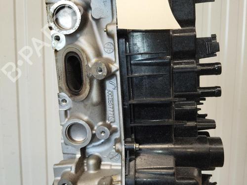 cylinder-head-renault-clio-v-b7_-2019-39152640 main image