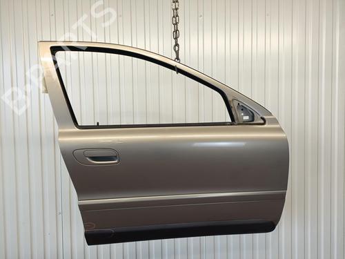 Used Right front door VOLVO V70 II (285) D5 AWD (163 hp) 25220092