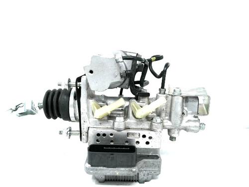 Used ABS pump ABS pump TOYOTA YARIS (_P13_) 1.5 Hybrid (NHP130_, NHP130) (101 hp) 29706629 29706629