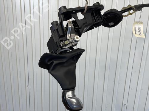 Gear lever PEUGEOT 208 I (CA_, CC_) 1.6 HDi | BP24424406M90