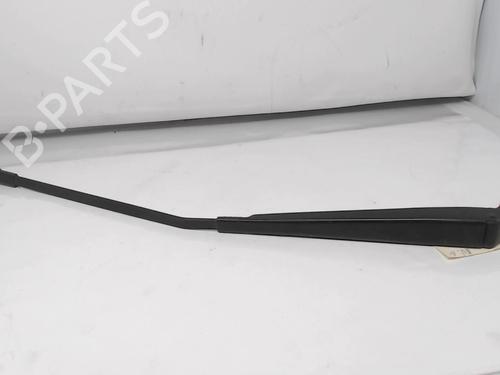 Used Front windshield wiper arm PEUGEOT 407 (6D_) 2.0 HDi 135 (6DRHRH, 6DRHRE, 6DRHRG, 6DRHRJ) (136 hp) 22099717