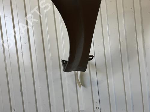 left-front-fenders-renault-megane-ii-saloon-lm01_-2003-33315878 main image