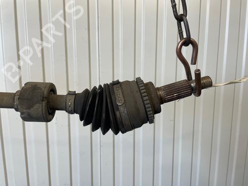 Used Right front driveshaft Right front driveshaft SUZUKI SWIFT III (MZ, EZ) 1.3 (RS413, ZC11S) (92 hp) 32723925 32723925