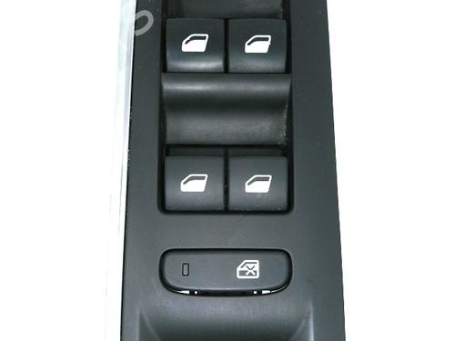 Left front window switch PEUGEOT 3008 II SUV (MC_, MR_, MJ_, M4_) 1.2 THP/ PureTech 130 (MRHNSM, MRHNSU, MRHNSJ, MRHNYW,... | BP29071726I27 