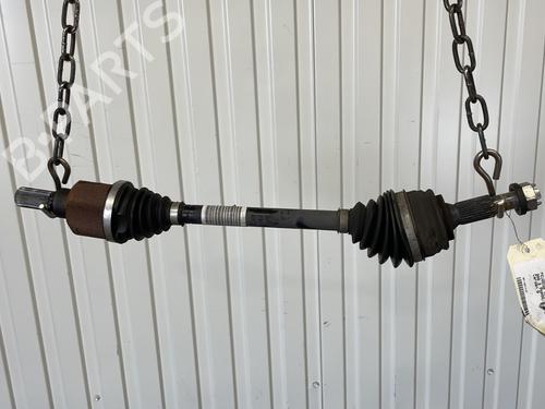 Used Left front driveshaft PEUGEOT 308 II (LB_, LP_, LW_, LH_, L3_) 1.2 THP 130 (131 hp) 24449404