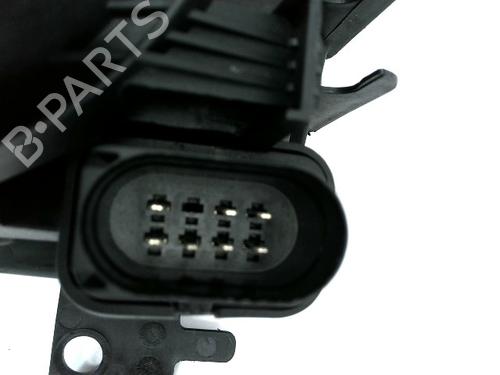 Right headlight VW POLO (6N2) 1.9 SDI | BP28429712C29