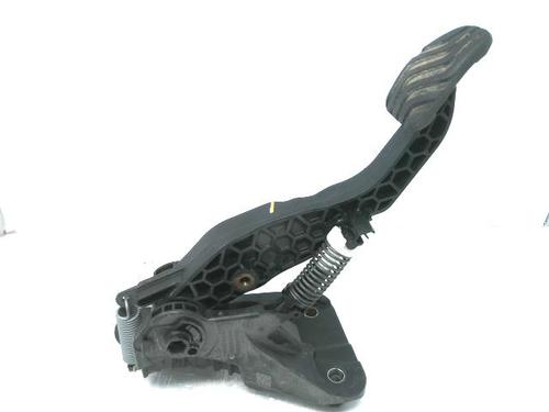 Used Clutch pedal DACIA SANDERO III 1.0 SCe 65 (67 hp) 22099122