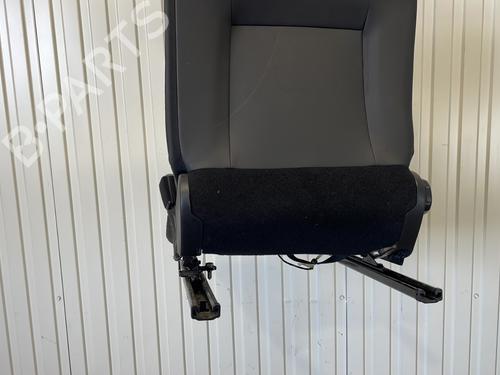 Right front seat CITROËN C4 CACTUS 1.2 VTi 82 | BP28817784C16  - Image 5