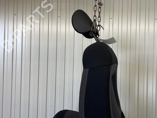 Stol høyre foran CITROËN C4 CACTUS 1.2 VTi 82 | BP28817784C16 