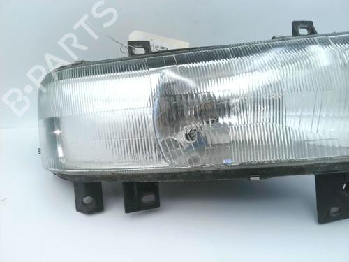 Used Right headlight Right headlight RENAULT MASTER II Platform/Chassis (ED/HD/UD) 2.2 dCI 90 (ED0G, ED0N, HD0G, HD0N, HD1G, HD1N, UD0G,... (90 hp) 30203364 30203364