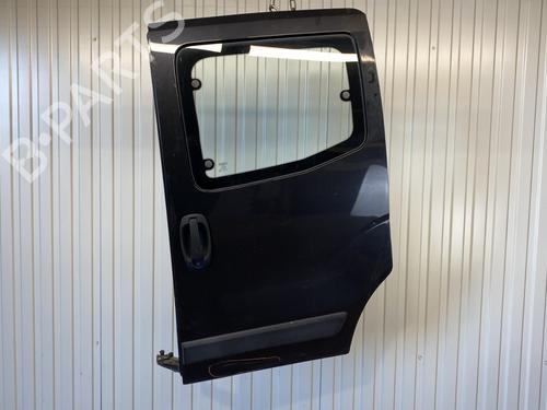 Venstre side skyvedør FIAT QUBO (225_) 1.3 D Multijet (225CXB1A, 225AXB1A, 225CXB11, 225AXB11,... (75 hp) 23795728