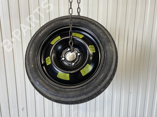 Used Jack Kit Jack Kit PEUGEOT 2008 I (CU_) 1.2 VTi (82 hp) 33724060 33724060