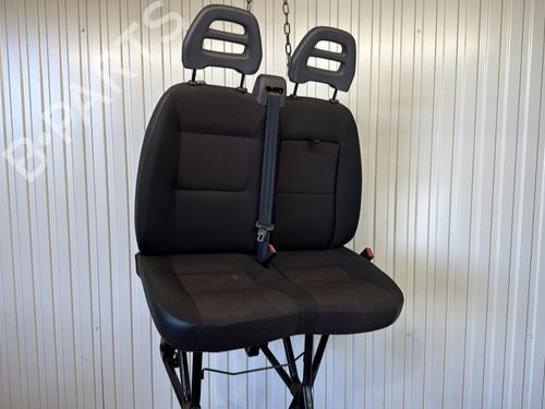 Used Right front seat PEUGEOT BOXER Van 2.2 BlueHDi 165 (165 hp) 29188777